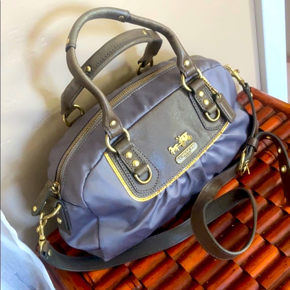 Coach hobo gunmetal $ gold purse. Small - Picture 2 of 7